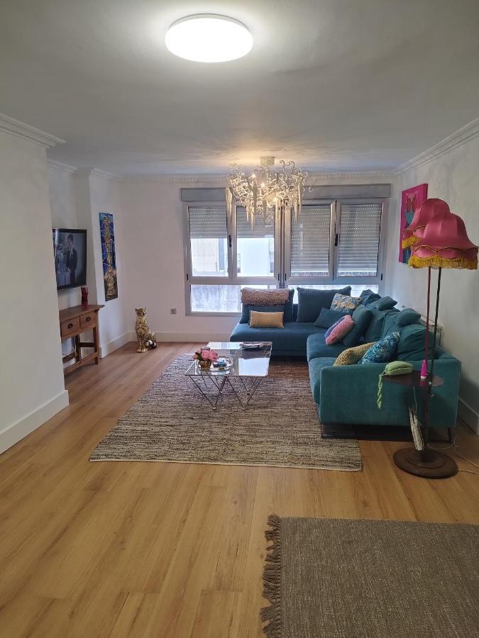 Ferienwohnung Centrico Y Amplio Piso Con Plaza Parking Cangas Exterior foto